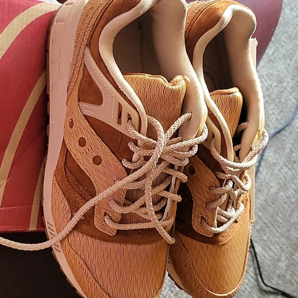 Saucony Grid SD HT (Limited Edition) Men Sz 7 Women Sz 8.5 - Picture 5 of 7